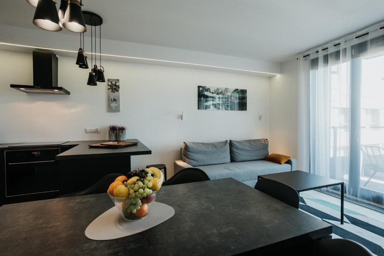Arcade Old Town With Free Parking Apartment Krakow Luaran gambar